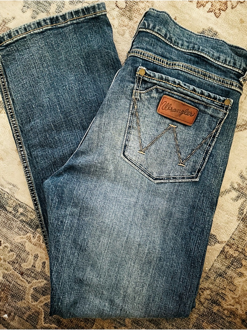 Wrangler Women’s Boot Cut Jeans in Medium Blue Wash